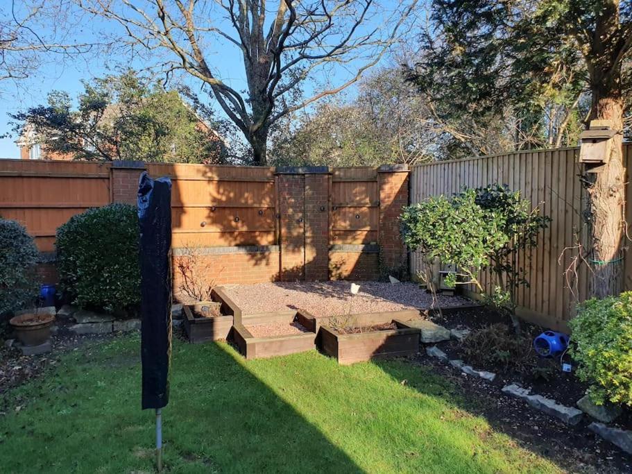 Christchurch Home From Home Екстериор снимка